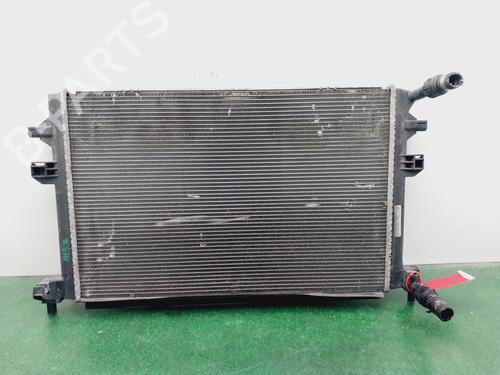 Used Water radiator SKODA OCTAVIA III Combi (5E5, 5E6) [2012-2020]  31589195