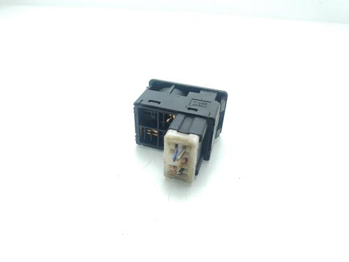 Mirror switch NISSAN X-TRAIL I (T30) 2.2 Di 4x4 | BP26185976I25