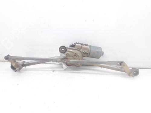 Used Front wiper motor FORD MONDEO III Turnier (BWY) 2.0 16V TDDi / TDCi (115 hp) 9421877