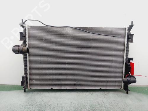 Used Water radiator Water radiator PEUGEOT 3008 II SUV (MC_, MR_, MJ_, M4_) [2016-2026] 33801113 33801113