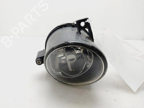 Used Right front fog light VW POLO IV (9N_, 9A_) 1.4 16V (75 hp) 31068250