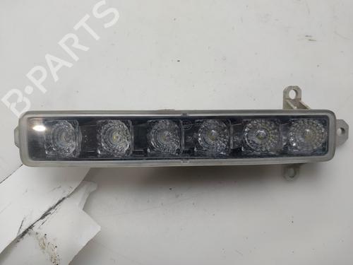 Used Right front indicator Right front indicator PEUGEOT 108 1.2 (82 hp) 34235972 34235972