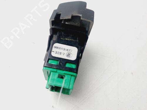 Switch PEUGEOT EXPERT Van (V_) 2.0 BlueHDi 120 | BP21025680I30