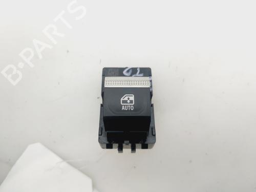 Used Right front window switch RENAULT AUSTRAL [2022-2025]  31062477