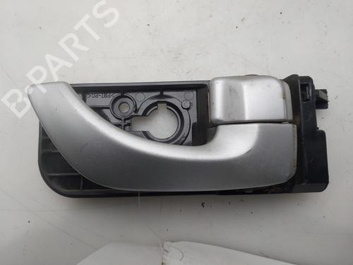 Used Rear right interior door handle Rear right interior door handle HYUNDAI SONATA V (NF) 2.0 CRDi (140 hp) 34121237 34121237