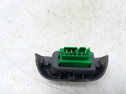 Left front window switch PEUGEOT 107 (PM_, PN_) 1.0 | BP3494378I27