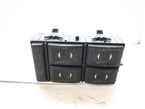 Used Left front window switch FORD MONDEO III (B5Y) 1.8 16V (125 hp) 8270880