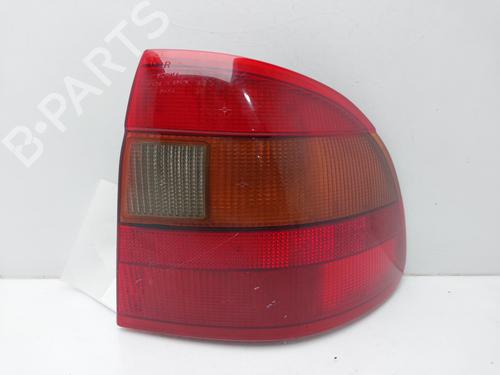 Used Right taillight Right taillight OPEL ASTRA F Hatchback (T92) [1991-2000] 32516121 32516121