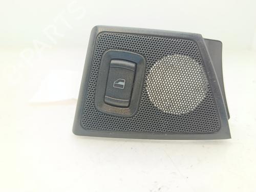 Used Right rear window switch Right rear window switch SKODA OCTAVIA I (1U2) 1.9 TDI (100 hp) 33842388 33842388