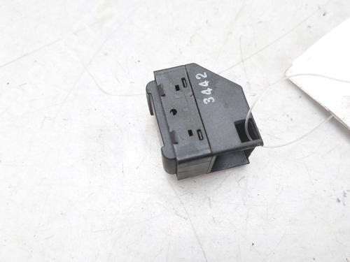 Right rear window switch VW PASSAT B5.5 (3B3) 1.9 TDI | BP12419346I28 