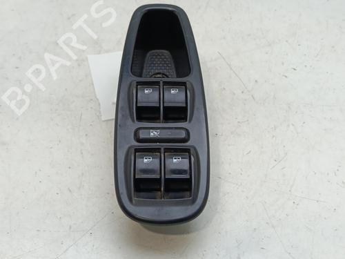 Used Left front window switch Left front window switch FIAT 500L (351_, 352_) [2012-2026] 33620114 33620114
