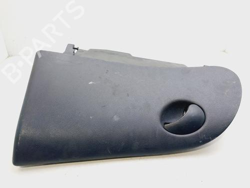 Used Glove box FIAT BRAVO I (182_) 1.9 JTD (100 hp) 19704976