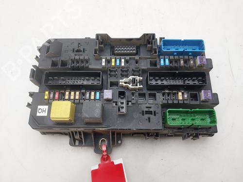 Used Fuse box Fuse box OPEL ZAFIRA / ZAFIRA FAMILY B (A05) [2005-2019] 33605221 33605221
