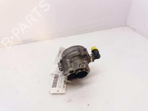 Used Vacuum pump RENAULT MEGANE II Saloon (LM0/1_) 1.9 dCi (LM0G, LM1G, LM2C) (120 hp) 2876116