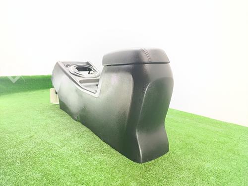 Armrest / Center console KIA SPORTAGE III (SL) 1.7 CRDi | BP28319854I20 