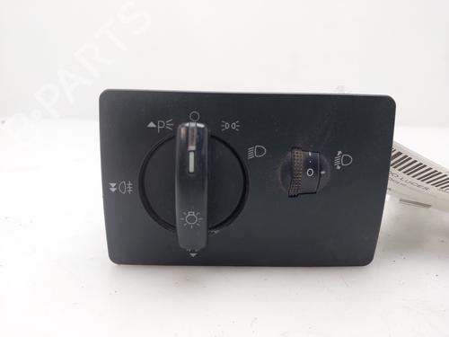 Used Headlight switch FORD FOCUS II (DA_, HCP, DP) [2004-2013]  17900077