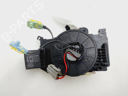 BP30519015C102 main image