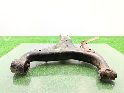 Left rear suspension arm LAND ROVER DISCOVERY III (L319) 2.7 TD 4x4 | BP28964695M14 