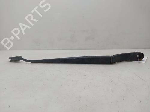 Used Front windshield wiper arm Front windshield wiper arm 37234085 37234085