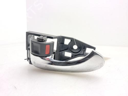 Used Rear left interior door handle Rear left interior door handle 37282112 37282112