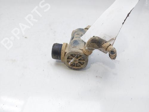 Washer pump TOYOTA RAV 4 II (_A2_) 2.0 D 4WD (CLA20_, CLA21_, CLA20R, CLA21R) | BP14007347E24 