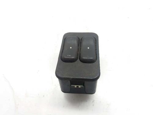 Used Left front window switch OPEL MERIVA A MPV (X03) 1.6 (E75) (87 hp) 2885282