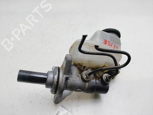 Used Brake master cylinder TOYOTA RAV 4 III (_A3_) [2005-2014]  24884498