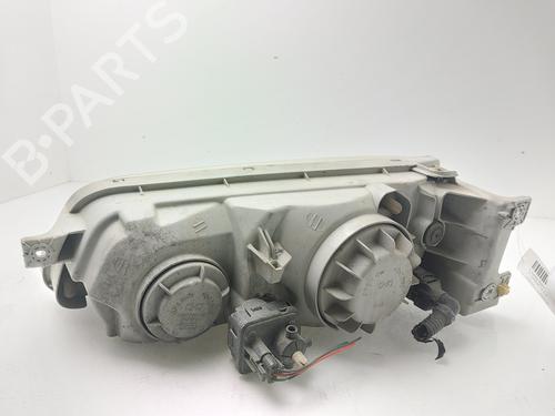 Right headlight HYUNDAI H-1 / STAREX Bus (A1) 2.5 TD 4WD | BP32011371C29