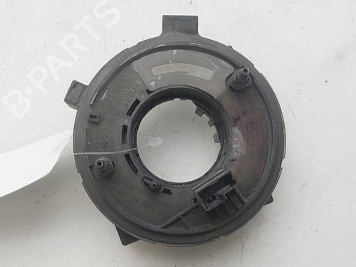 squib-airbag-vw-passat-b5-3b2-1996-1997-1998-1999-2000-2001-36469530 main image