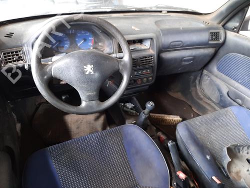 Left front window switch PEUGEOT 106 II (1A_, 1C_) 1.5 D | BP11205390I27 