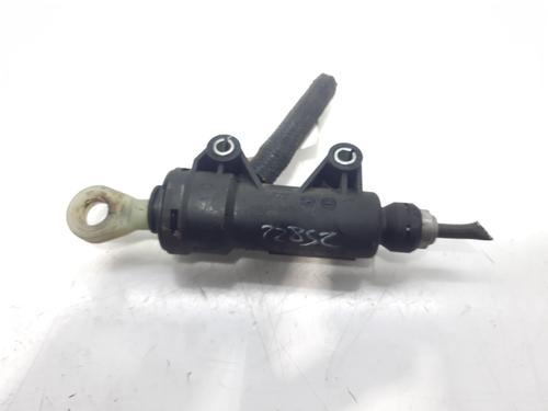 Used Clutch slave cylinder BMW X3 (E83) 2.0 d (150 hp) 13998334