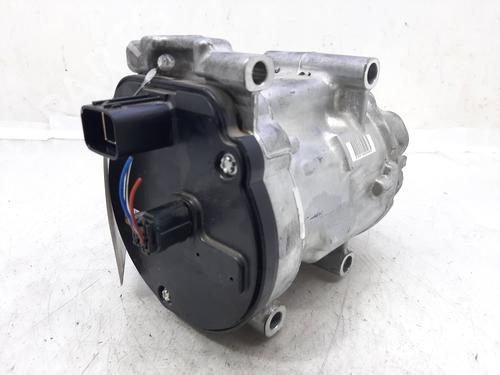 Used AC compressor TOYOTA YARIS (_P15_) [2013-2025]  10190702