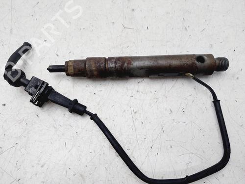 Injector RENAULT SCÉNIC I MPV (JA0/1_, FA0_) 1.9 dTi (JA0N) (98 hp) 28725410