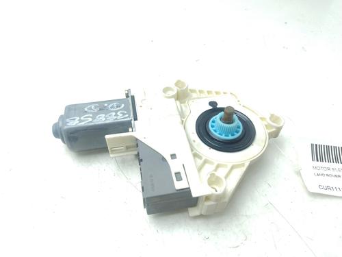 Used Right front window motor LAND ROVER DISCOVERY III (L319) [2004-2009]  30853827