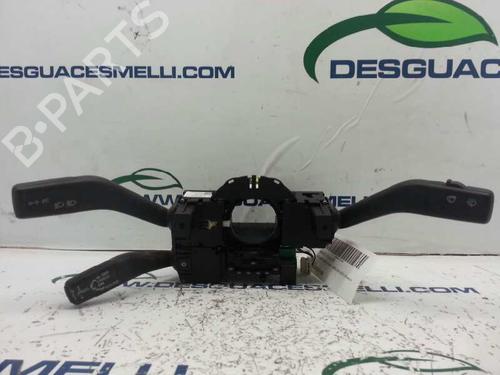 Used Steering wheel controls VW PASSAT B6 (3C2) 2.0 TDI 16V (140 hp) 2897029