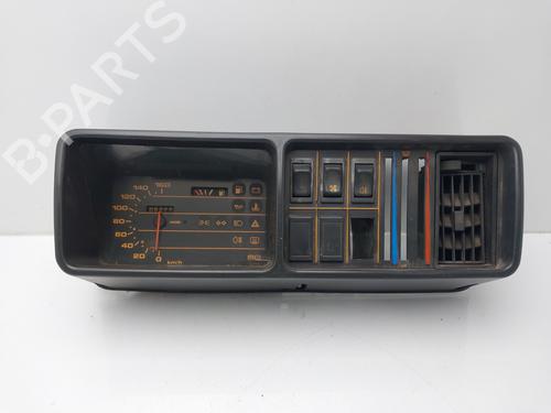 Used Instrument cluster SEAT MARBELLA (28A) 0.9 Cat (40 hp) 32413992