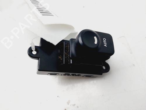 Used Left rear window switch HYUNDAI i30 (FD) [2007-2012]  21012936