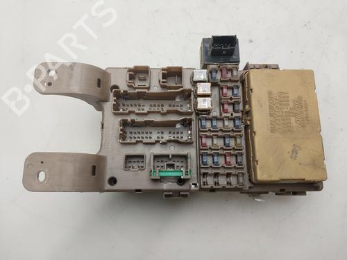 Used Fuse box Fuse box 37234102 37234102