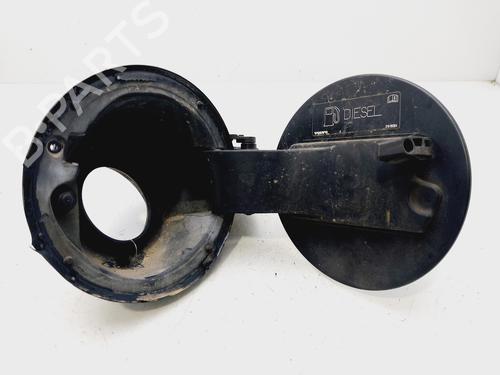 Fuel flap VOLVO V40 Hatchback (525) D2 | BP29531625C131 