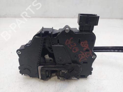 Used Front right lock FIAT DUCATO Van (250_) 150 Multijet 2,3 D (150 hp) 17906736