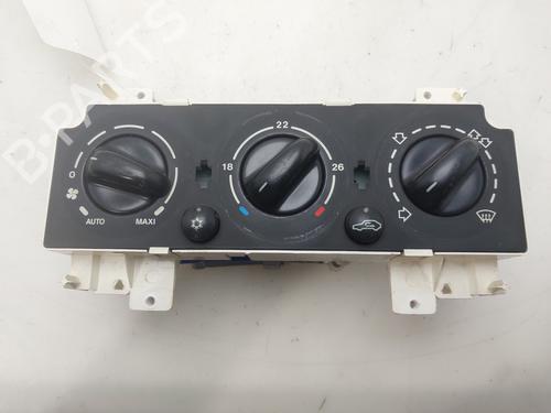 Used Climate control Climate control 38330209 38330209