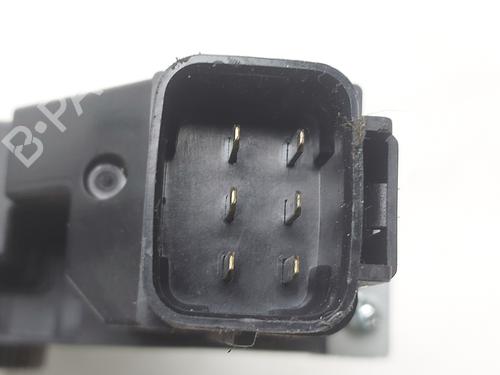 Left front window motor KIA CARENS IV 1.7 CRDi | BP38747017E21 - Image 2