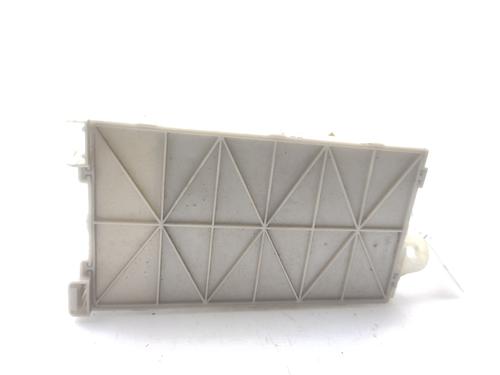 Used Fuse box TOYOTA RAV 4 II (_A2_) [2000-2005]  29903733