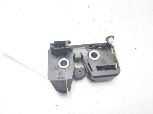 Used Tailgate lock VW POLO III (6N1) 75 1.6 (75 hp) 12545453