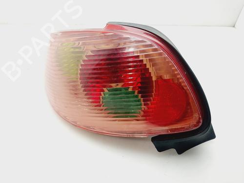 Used Left taillight PEUGEOT 206 CC (2D) 1.6 16V (2DNFUF, 2DNFUR) (109 hp) 32229518