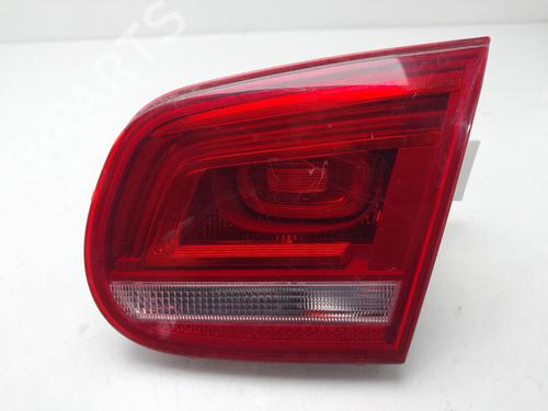 Używane Lampa tylna klapy bagażnika prawa Lampa tylna klapy bagażnika prawa 39248882 39248882