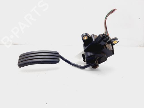 Pédale RENAULT MEGANE II (BM0/1_, CM0/1_) 1.5 dCi (BM02, BM13, BM2A, CM02, CM13) (101 hp) 21586190