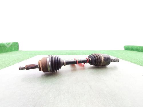 Used Left front driveshaft KIA SORENTO I (JC) 2.5 CRDi 4WD (140 hp) 26927174