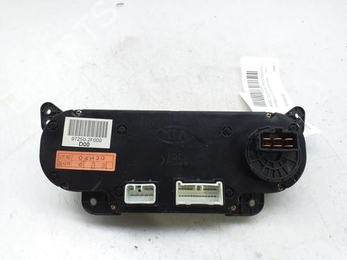 Climate control KIA CERATO I Hatchback (LD) 2.0 CRDi | BP8057067I5 