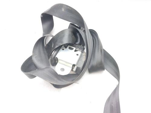 Used Front right seatbelt VW POLO (9N_, 9A_) 1.4 TDI (70 hp) 13090961